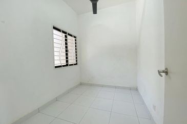 [GOOG DEAL] Banting Bandar Mahkota Double Storey Terrace