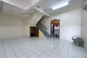 [FACING FIELD] Klang Taman Bayu Perdana Double Storey Terrace 