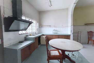 [FACING FIELD] Klang Taman Bayu Perdana Double Storey Terrace 