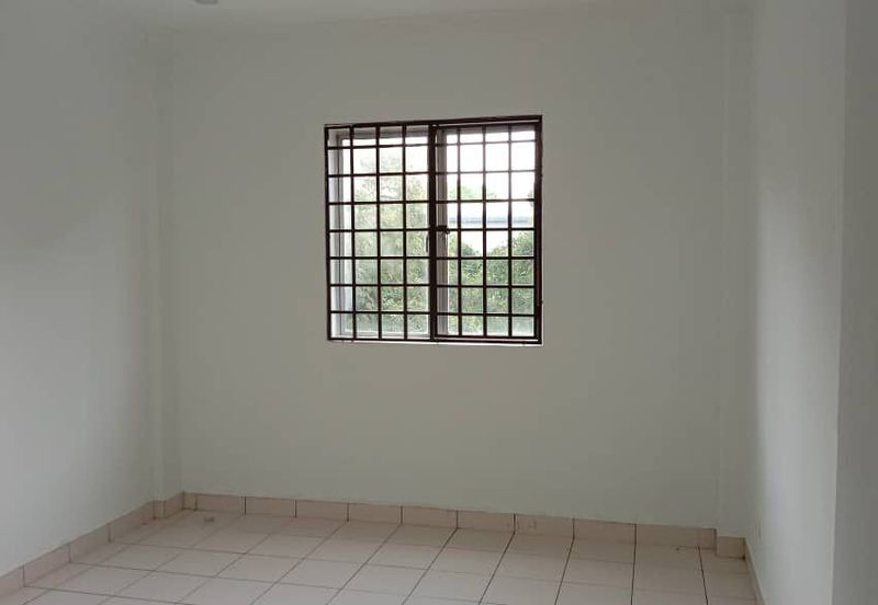 [2ND FLOOR] Klang Bandar Bukit Tinggi Tropika Apartment 