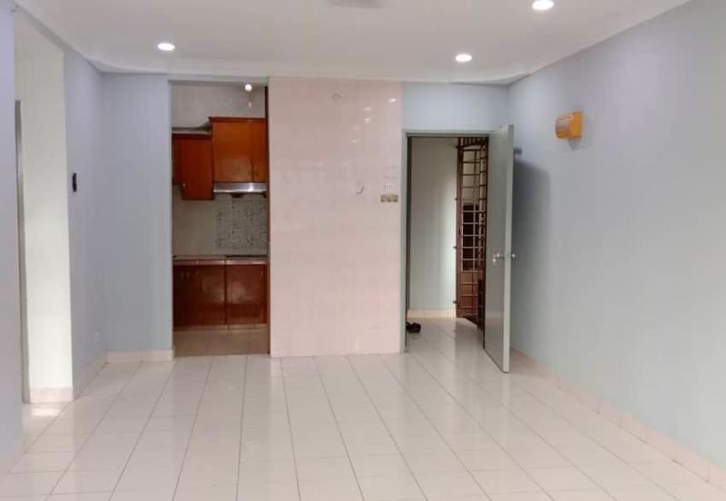 [2ND FLOOR] Klang Bandar Bukit Tinggi Tropika Apartment 