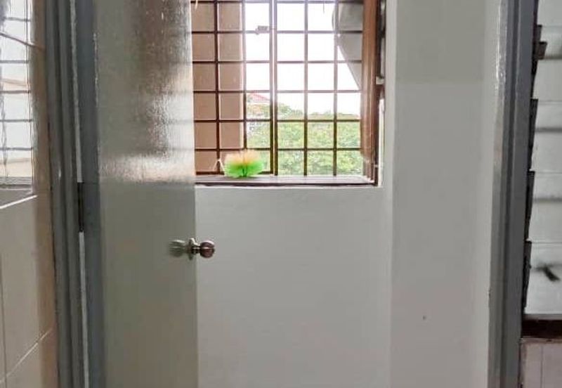 [2ND FLOOR] Klang Bandar Bukit Tinggi Tropika Apartment 