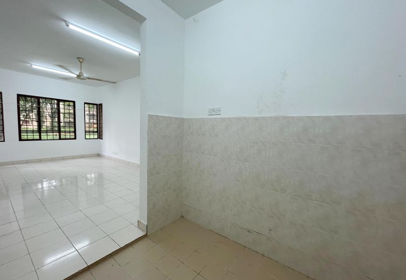 [GROUND FLOOR] Klang Bandar Bukit Tinggi Tropika Apartment 