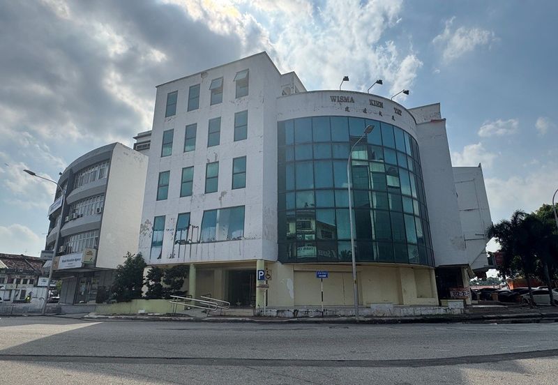 [ROAD FRONTAGE] 4 Storey Corner Commercial Building Office Shop