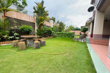 [CORNER BUNGALOW] Klang Bandar Baru Double Storey Bungalow