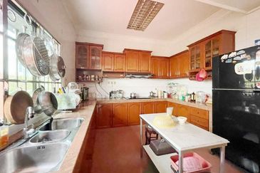 [CORNER BUNGALOW] Klang Bandar Baru Double Storey Bungalow