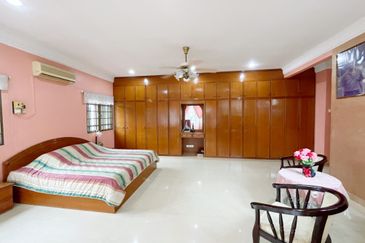 [CORNER BUNGALOW] Klang Bandar Baru Double Storey Bungalow