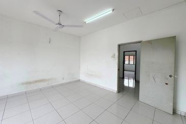 [FREEHOLD] Double Storey Taman Jaya Utama Telok Panglima Garang