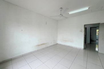 [FREEHOLD] Double Storey Taman Jaya Utama Telok Panglima Garang