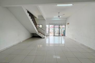 [FREEHOLD] Double Storey Taman Jaya Utama Telok Panglima Garang