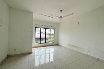 [FREEHOLD] Double Storey Taman Jaya Utama Telok Panglima Garang