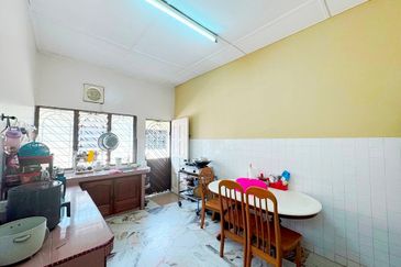 [FREEHOLD] Telok Panglima Garang Taman Dato Hormat Single Storey Terrace
