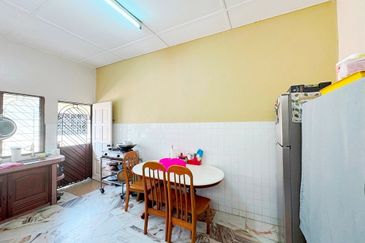 [FREEHOLD] Telok Panglima Garang Taman Dato Hormat Single Storey Terrace