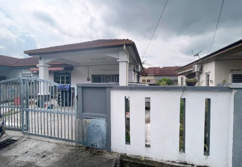 [SEMI-D 44X65] Telok Panglima Garang Taman Telok Single Storey Semi-D