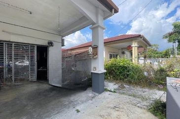 [SEMI-D 44X65] Telok Panglima Garang Taman Telok Single Storey Semi-D