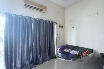 [SEMI-D 44X65] Telok Panglima Garang Taman Telok Single Storey Semi-D