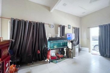 [SEMI-D 44X65] Telok Panglima Garang Taman Telok Single Storey Semi-D
