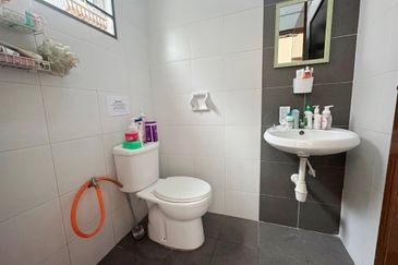 [3 STOREY] Shah Alam Seksyen U5 Taman Subang Idaman Subang Bestari