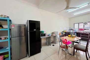 [3 STOREY] Shah Alam Seksyen U5 Taman Subang Idaman Subang Bestari