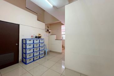 [3 STOREY] Shah Alam Seksyen U5 Taman Subang Idaman Subang Bestari