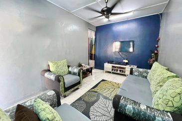 [CORNER 30X70] Banting Taman Sri Putra Single Storey extra 10ft Land