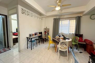 [END LOT 20X80] Klang Taman Palm Grove Double Storey Terrace House