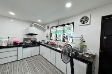 [END LOT 20X80] Klang Taman Palm Grove Double Storey Terrace House