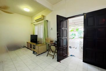 [END LOT 20X80] Klang Taman Palm Grove Double Storey Terrace House