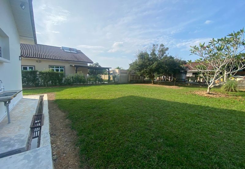 [BUNGALOW] Banting Taman Seri Telok Datok Single Storey Bungalow