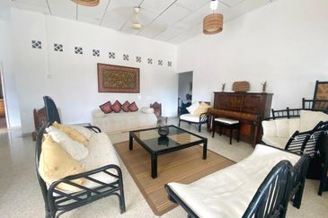 [BUNGALOW] Banting Taman Seri Telok Datok Single Storey Bungalow