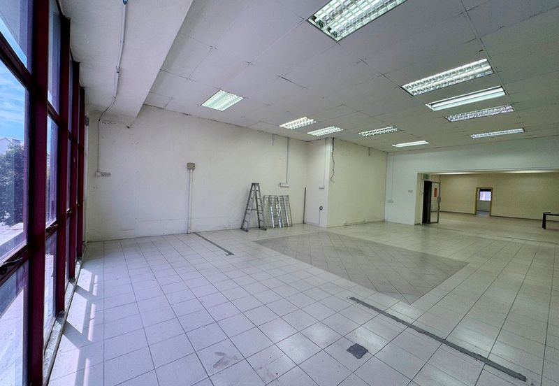 [FACING MAIN ROAD] Klang Bandar Baru Office 1st Floor