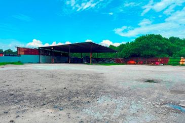 [ROAD SIDE] Port Klang Telok Gong Industrial Land 23000 SQFT