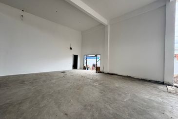[2.5 STOREY SEMI-D] Klang Bandar Bukit Tinggi Warehouse Factory