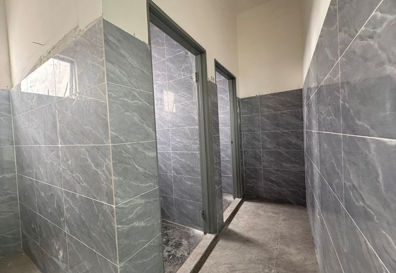 [2.5 STOREY SEMI-D] Klang Bandar Bukit Tinggi Warehouse Factory