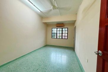 [FULLY EXTENDED] Double Storey 20X80 Taman Gembira Banting 