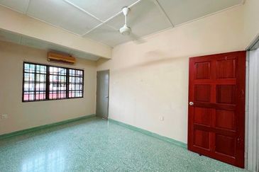 [FULLY EXTENDED] Double Storey 20X80 Taman Gembira Banting 