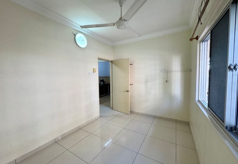 [GROUND FLOOR] Klang Bandar Bukit Tinggi Pangsapuri Flat