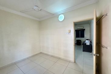[GROUND FLOOR] Klang Bandar Bukit Tinggi Pangsapuri Flat