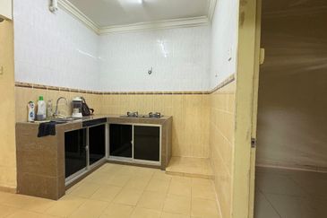 [GROUND FLOOR] Klang Bandar Bukit Tinggi Pangsapuri Flat