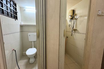 [GROUND FLOOR] Klang Bandar Bukit Tinggi Pangsapuri Flat