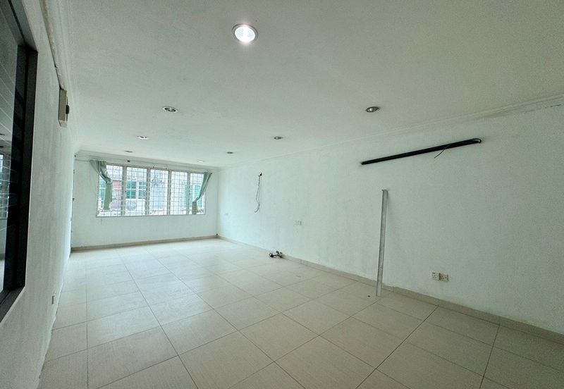 [Renovated] Klang Bandar Bukit Tinggi Office Lot 1st Floor