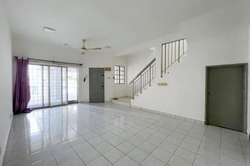 [FULLY EXTENDED] Klang Bandar Puteri Double Storey Terrace