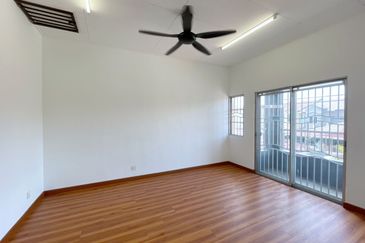 [FULLY EXTENDED] Klang Bandar Puteri Double Storey Terrace