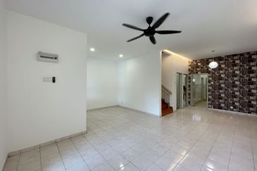 [FULLY EXTENDED] Klang Bandar Puteri Double Storey Terrace
