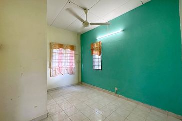 [END LOT] Double Storey Terrace Bandar Puteri Klang