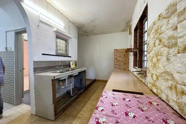 [END LOT] Double Storey Terrace Bandar Puteri Klang