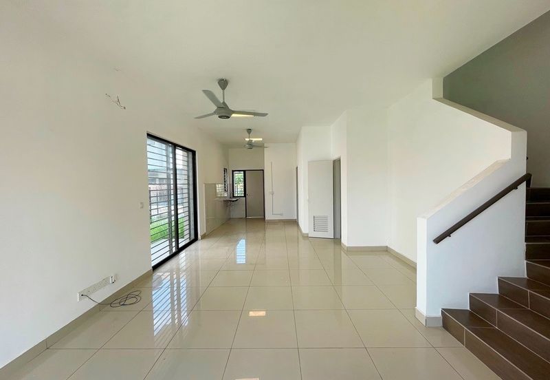 [END LOT 10FT LAND] Double Storey Bandar Mahkota Banting