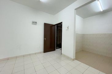 [BASIC APARTMENT] Bukit Tinggi Klang Tropika Apartment