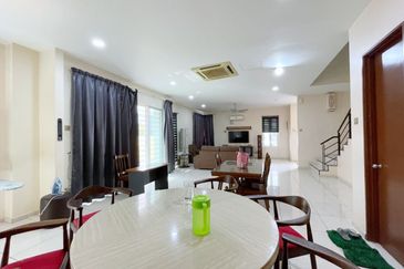 [SEMI-D 40X85] Jenjarom Taman Seri Jaromas Double Storey