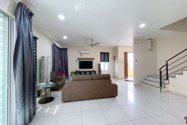 [SEMI-D 40X85] Jenjarom Taman Seri Jaromas Double Storey